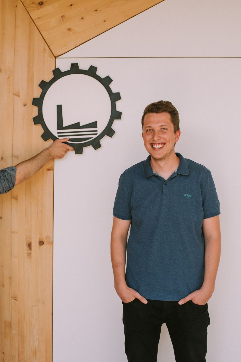 mikrotvornica.com-meet-our-team-denis-sankovic Nikola Blažević profilna fotografija
